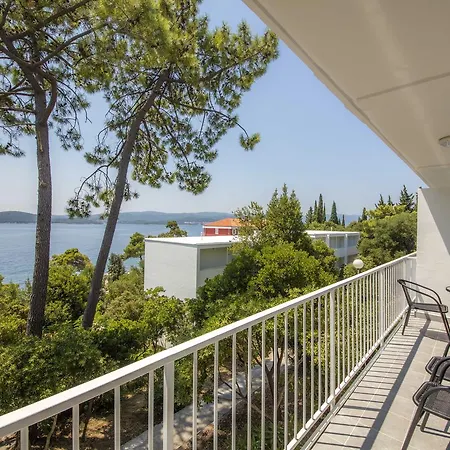 מלון Bellevue Maradiso Casa By Aminess 4*